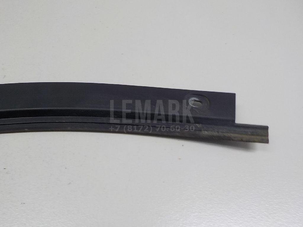 Накладка двери задней правой