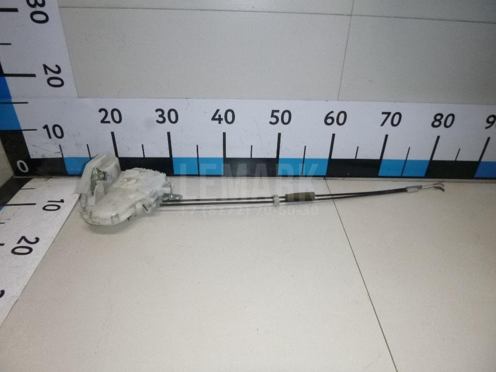 Замок двери задней правой