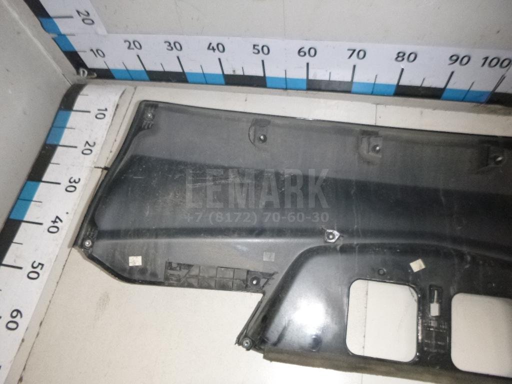 Накладка двери багажника