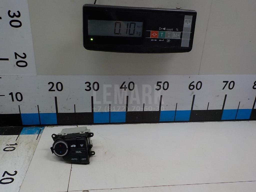 Блок управления климатической установкой