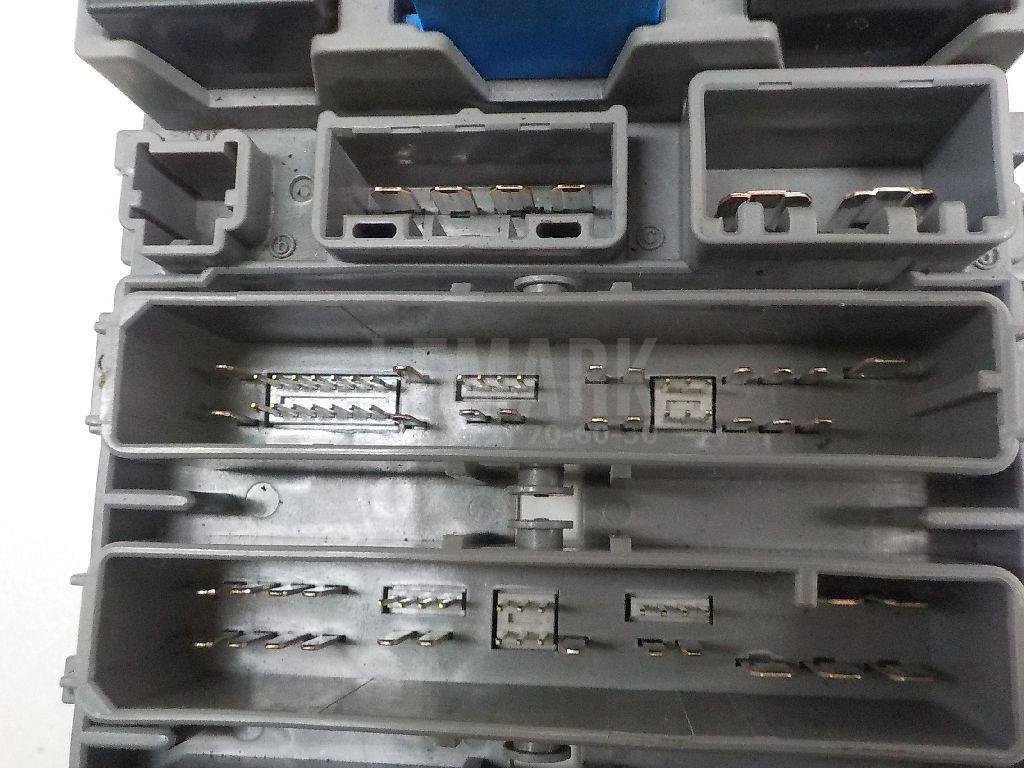 Блок предохранителей