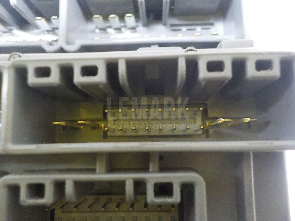 Блок предохранителей