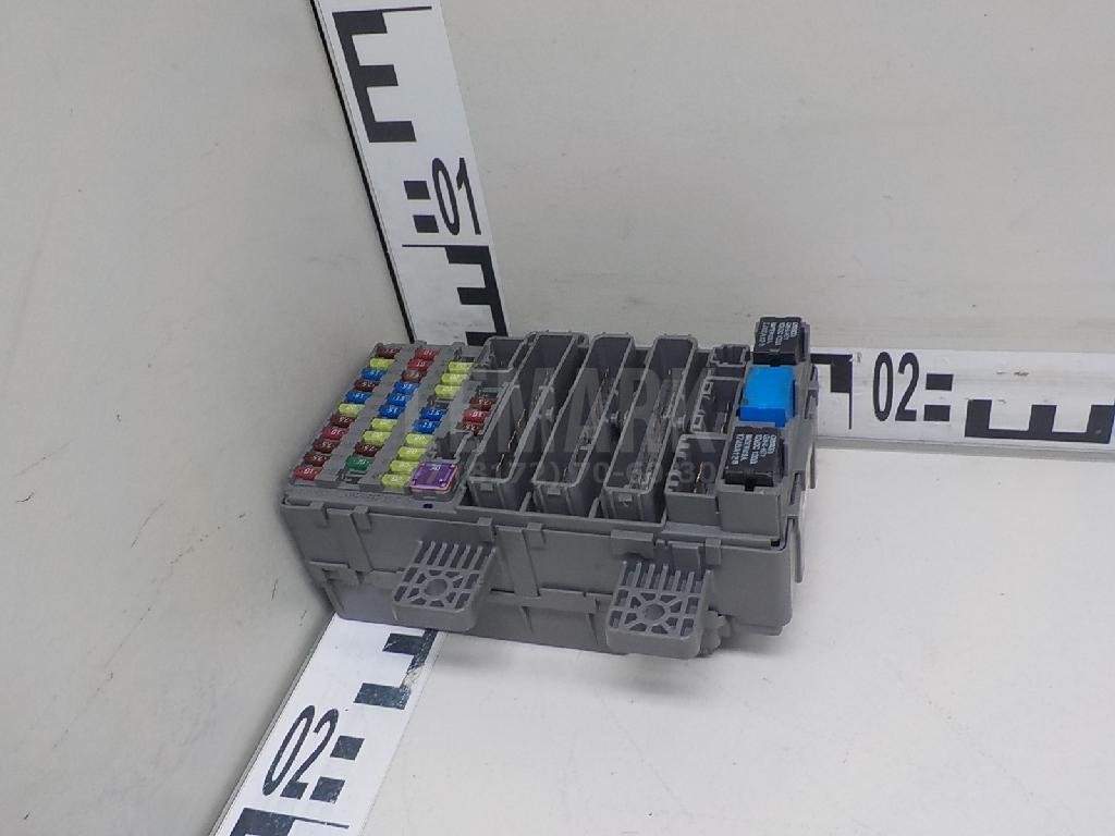 Блок предохранителей