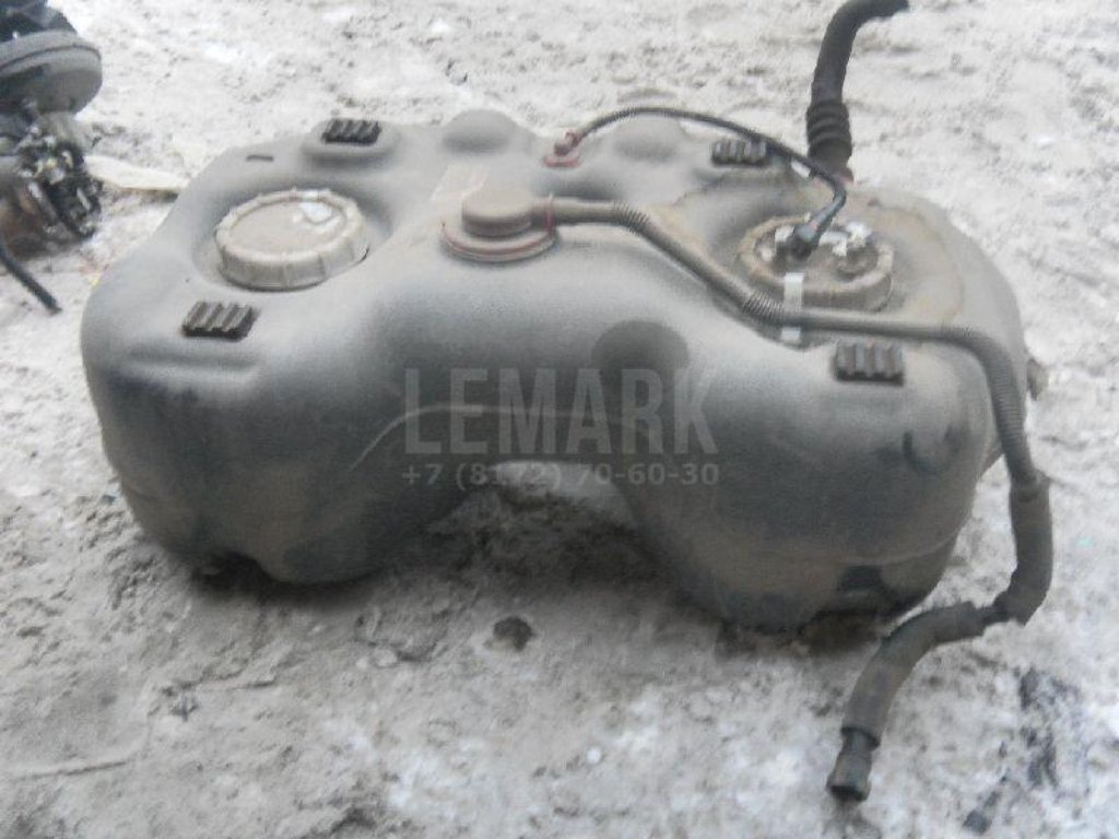 Бак топливный