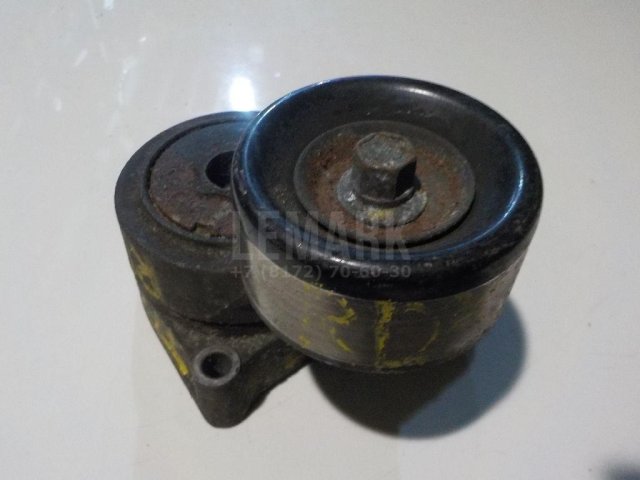 Натяжитель ремня