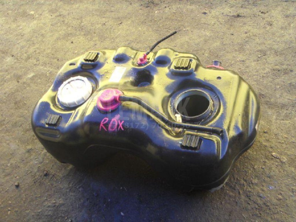 Бак топливный