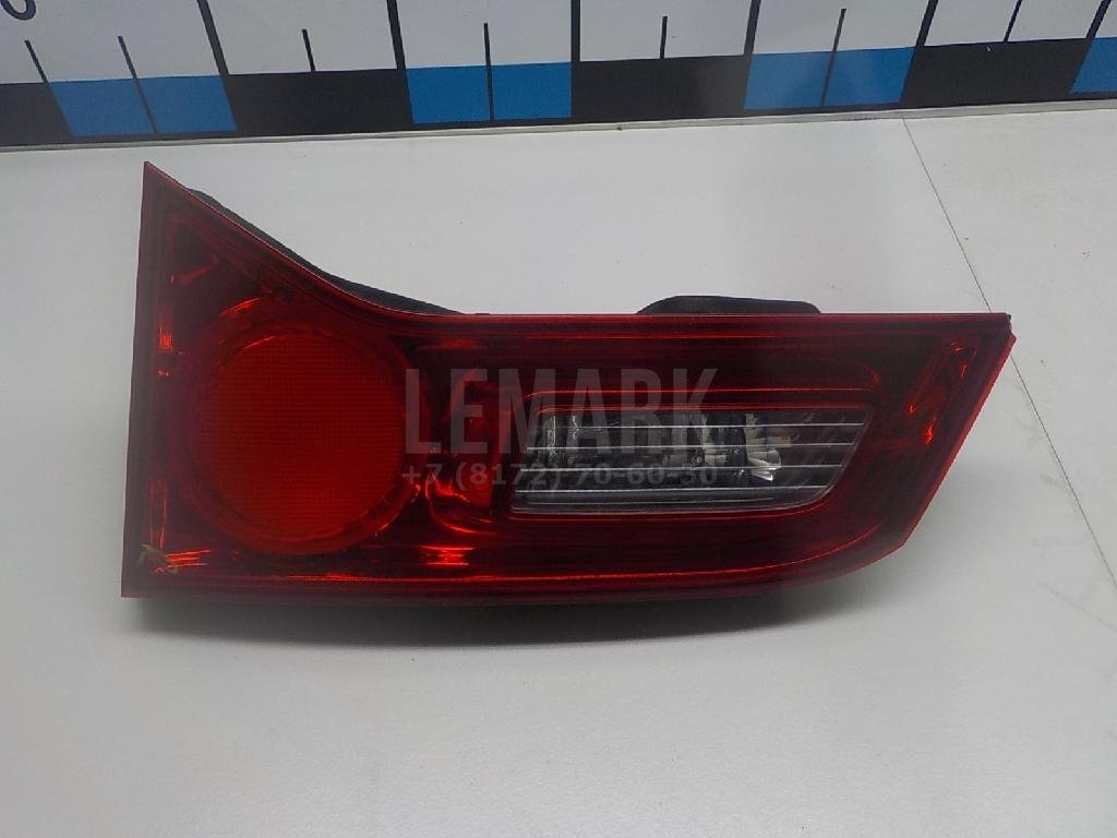 Фонарь задний внутренний правый