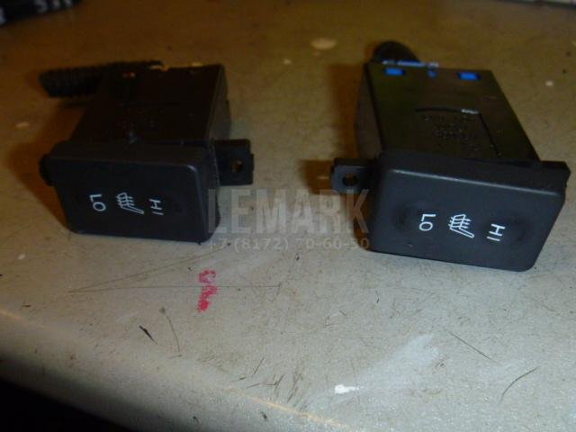 Кнопка обогрева сидений