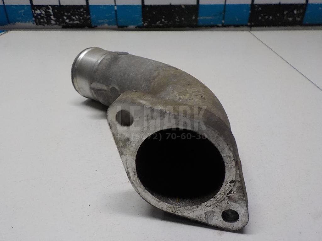 Фланец двигателя системы охлаждения