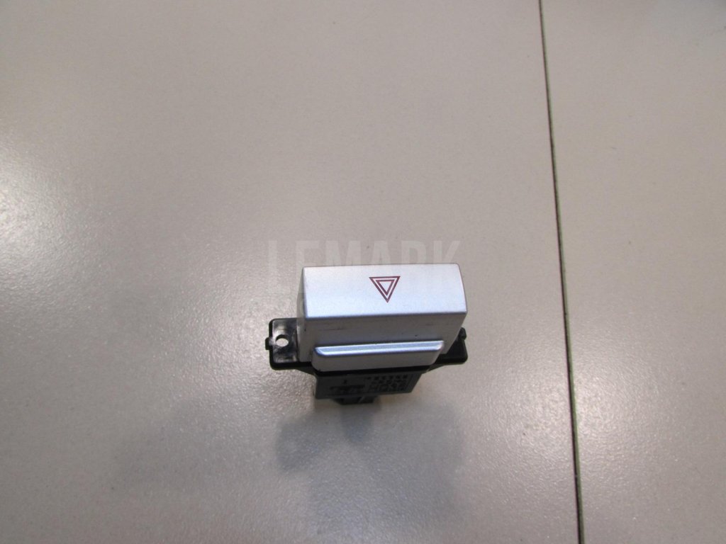 Кнопка аварийной сигнализации