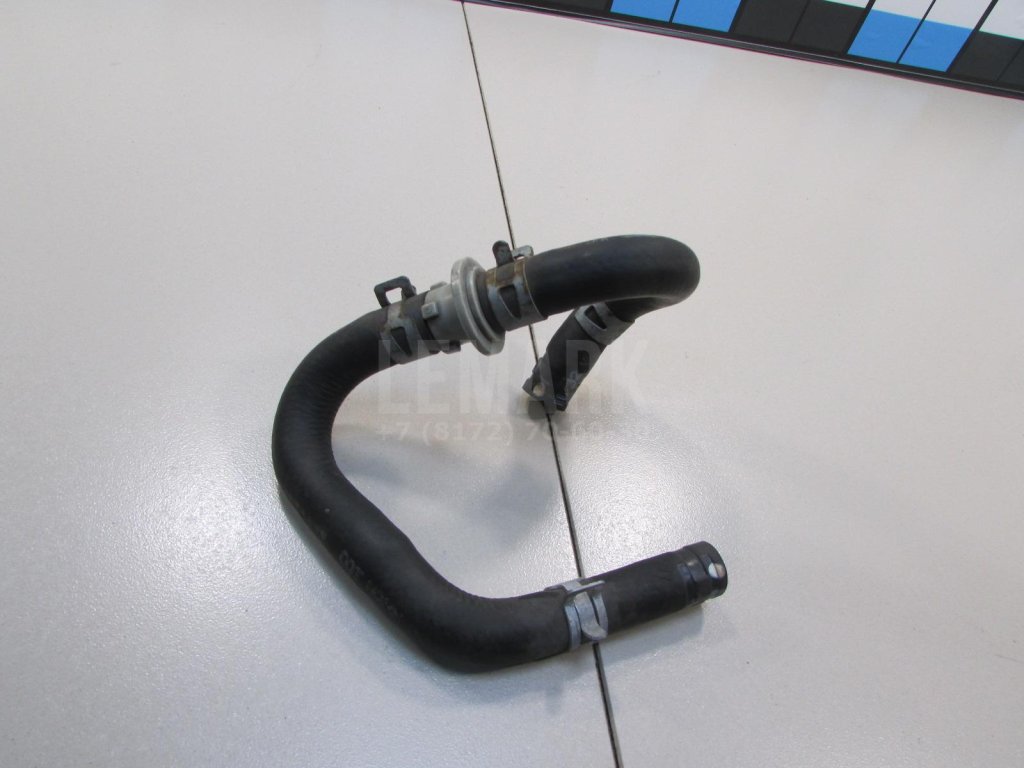 Шланг вакуумного усилителя тормоза