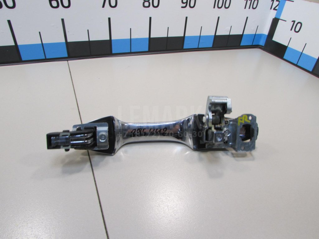 Ручка двери наружная правая