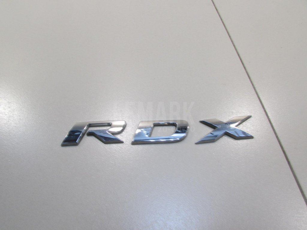 Эмблема на крышку багажника