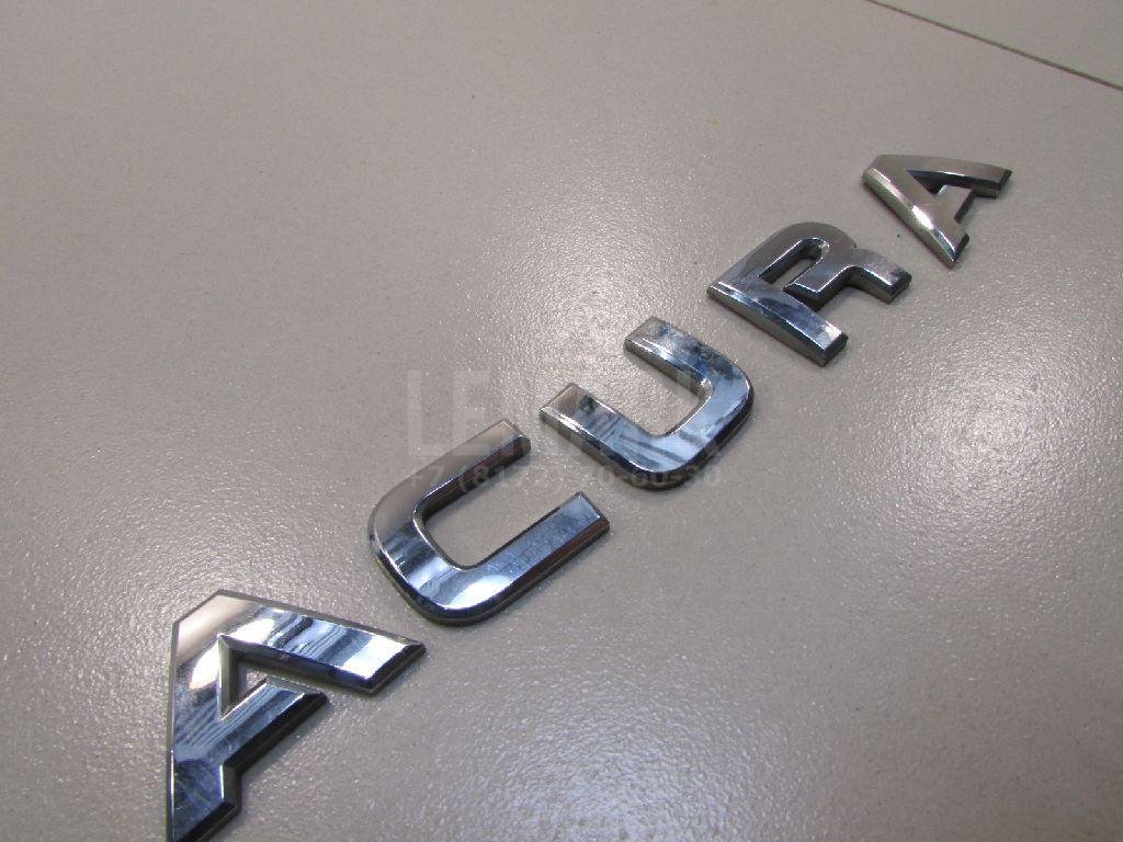 Эмблема на крышку багажника