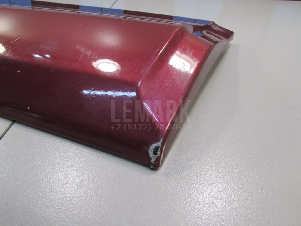 Накладка двери задней правой