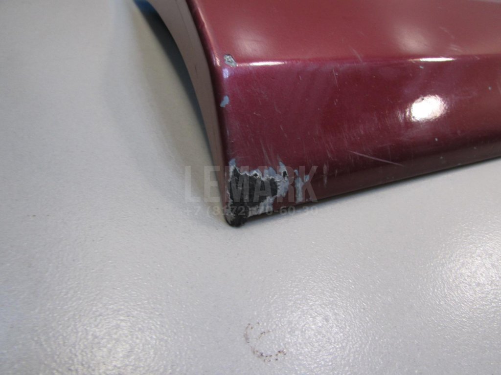 Накладка двери передней правой