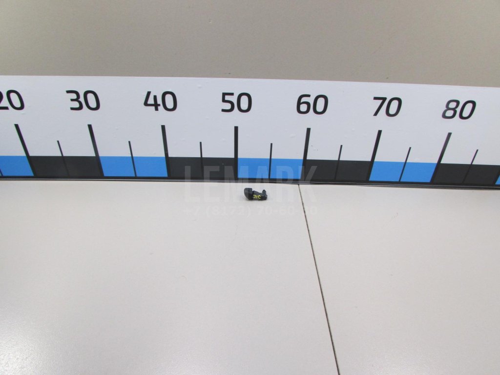 Форсунка омывателя лобового стекла