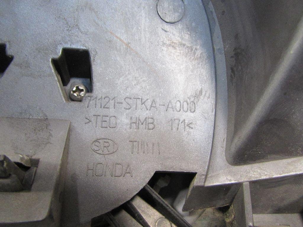 Решетка радиатора