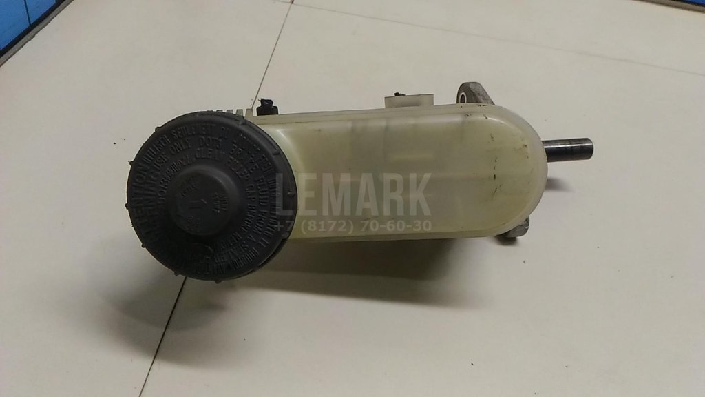 Цилиндр тормозной главный