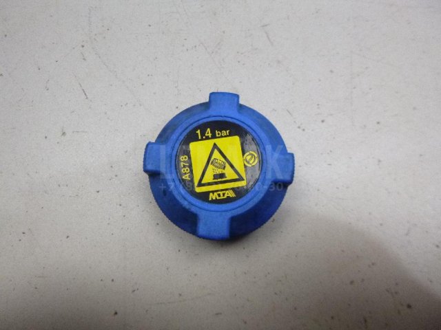 Крышка расширительного бачка