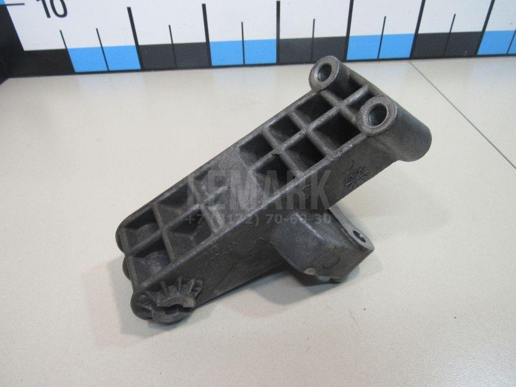 Опора КПП передняя