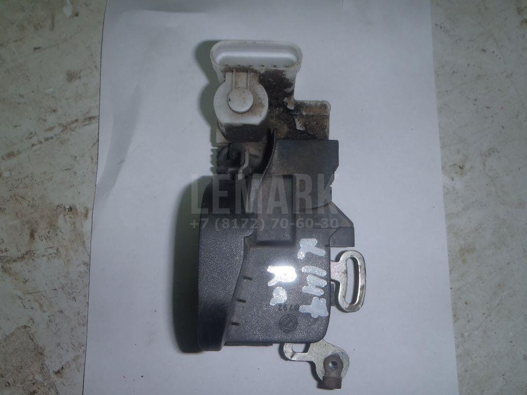 Замок двери передней правой