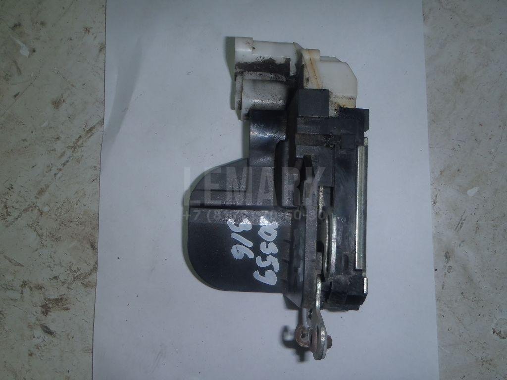 Замок двери передней правой