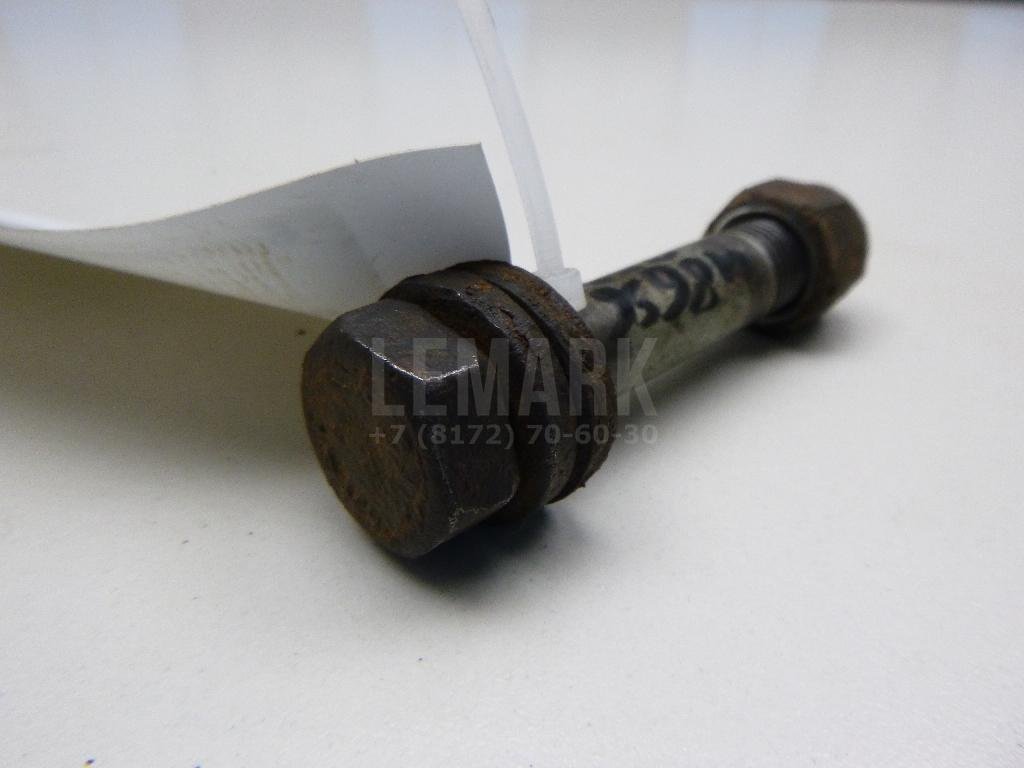 Болт переднего амортизатора