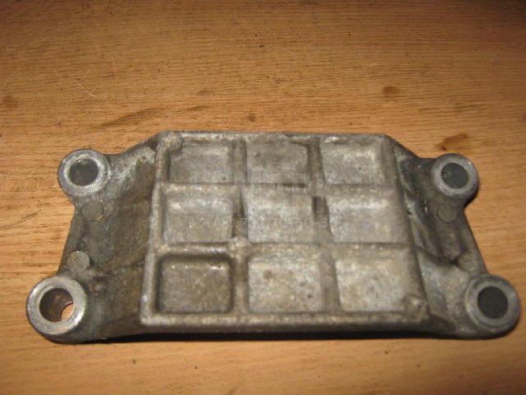 Кронштейн (сопут. товар) для  Audi A3 [8V] 2013-2020