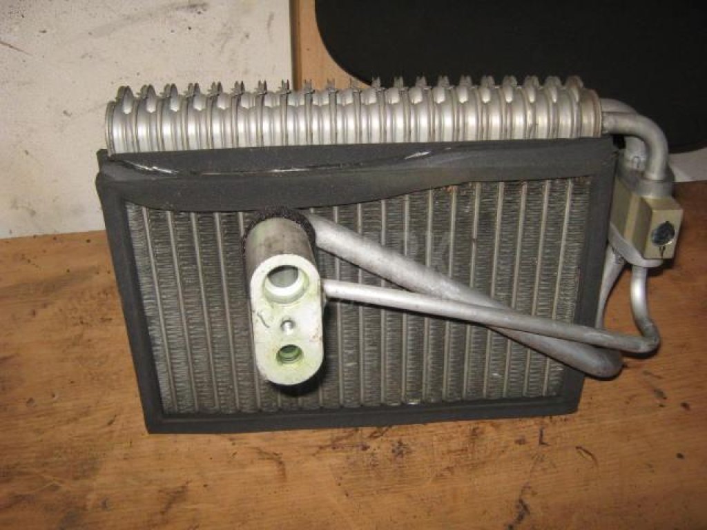 Испаритель кондиционера для  Audi 80/90 [B3] 1986-1991