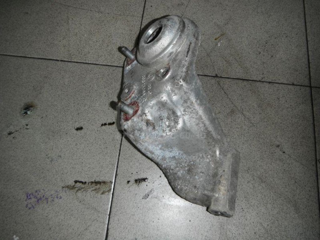 Кронштейн (сопут. товар)