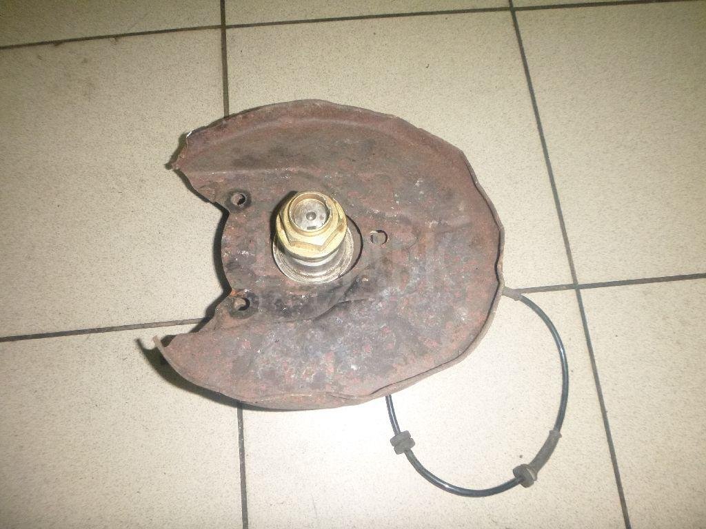 Кулак поворотный задний правый