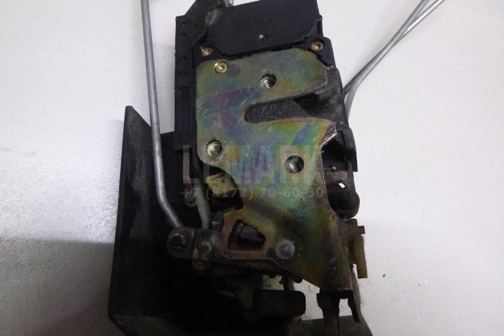 Замок двери передней левой