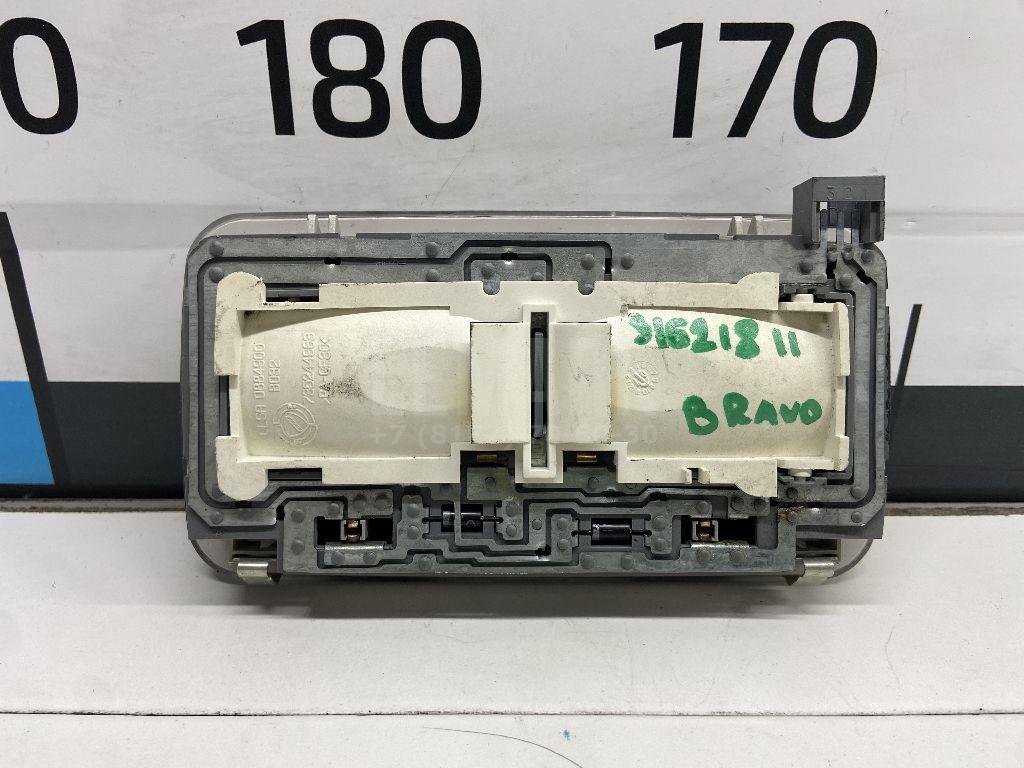 Плафон салонный