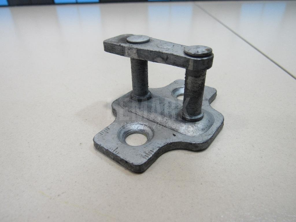 Ответная часть замка двери