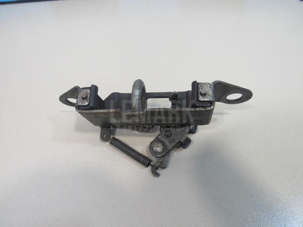 Ответная часть замка багажника