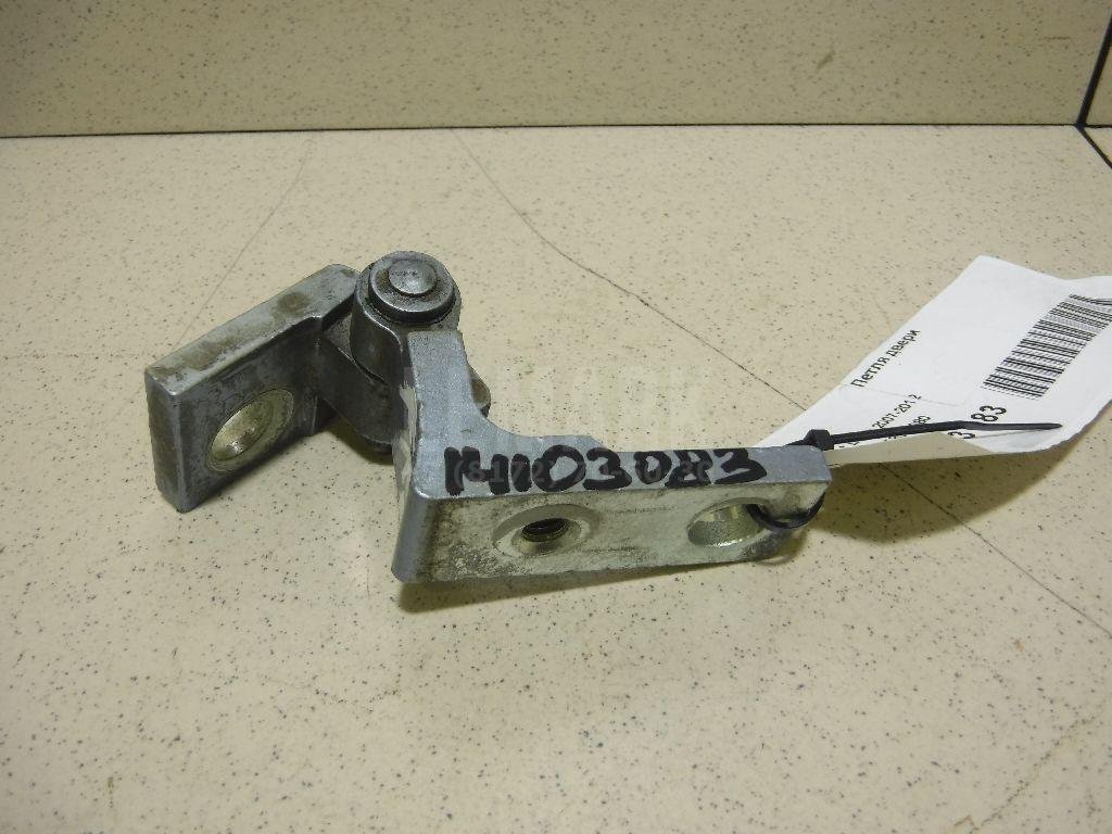 Петля двери