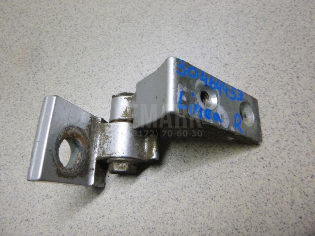 Петля двери