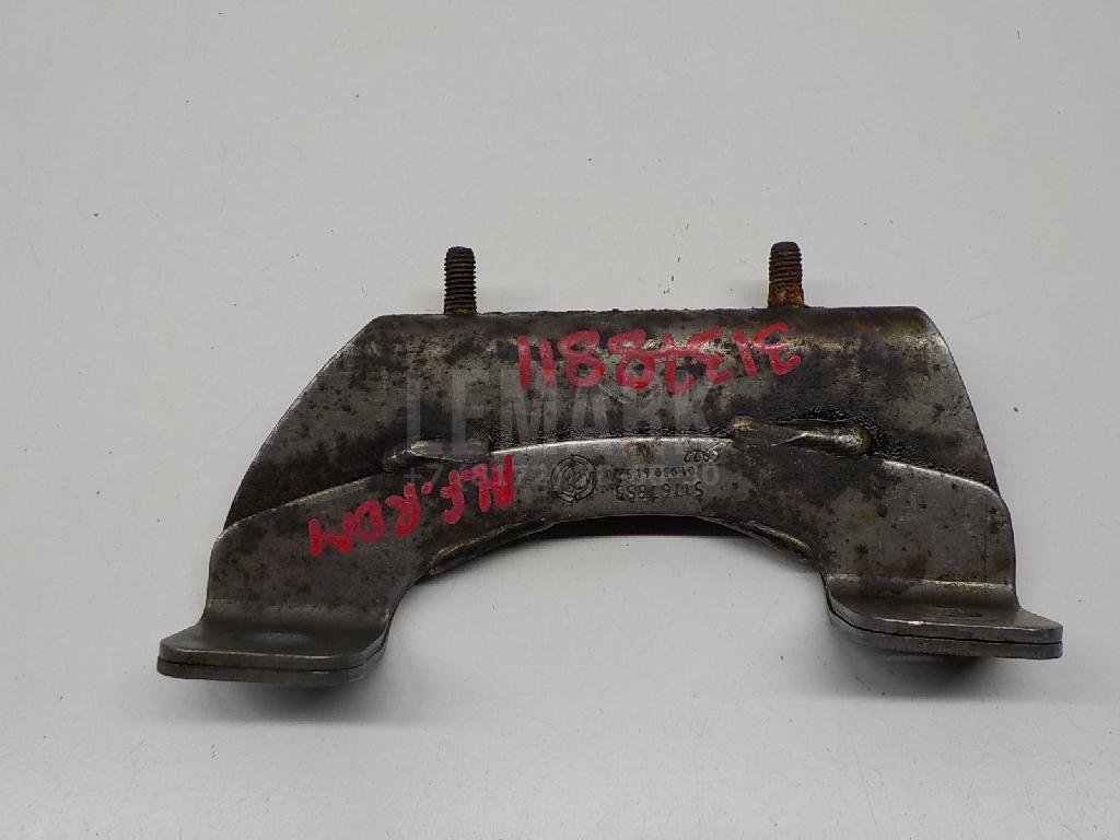 Кронштейн глушителя