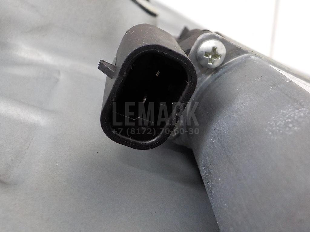 Стеклоподъемник электр. задний правый