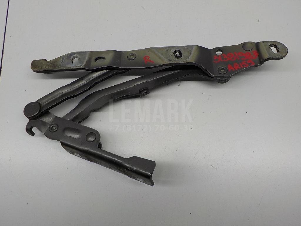 Петля крышки багажника