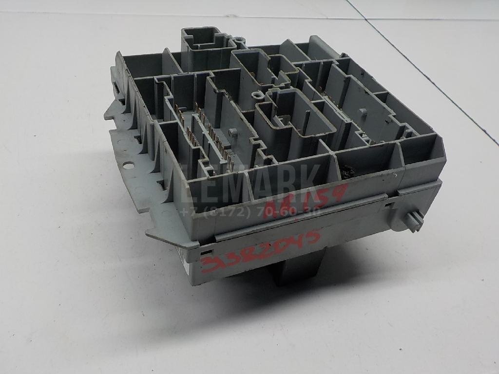 Блок предохранителей