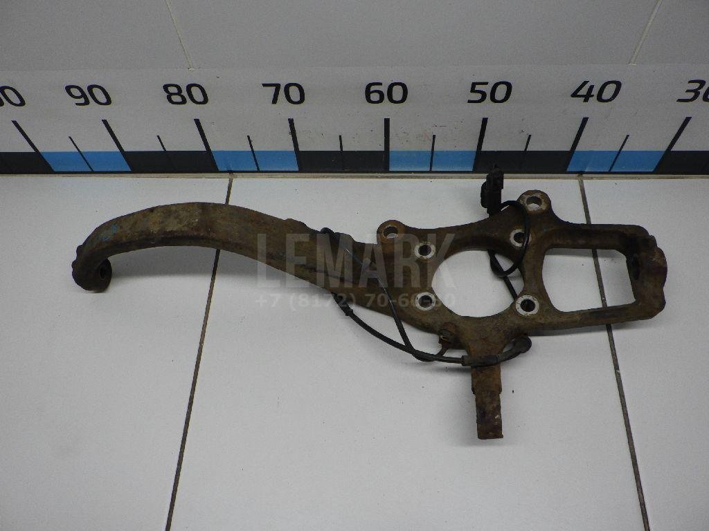 Кулак поворотный передний левый