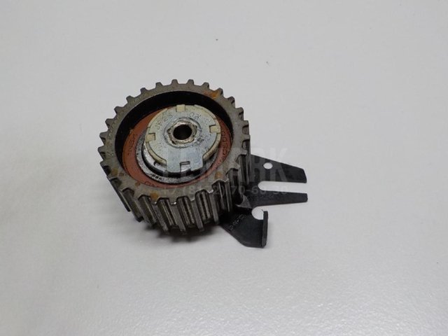 Ролик-натяжитель ремня ГРМ