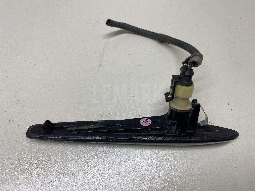 Повторитель на крыло правый