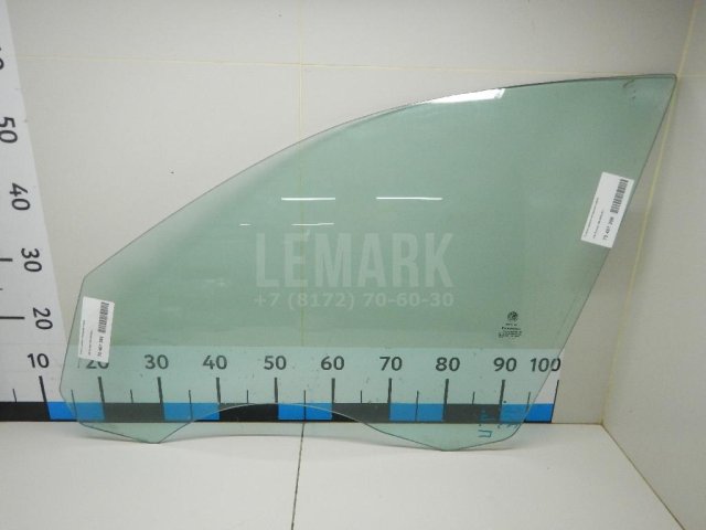 Стекло двери передней левой