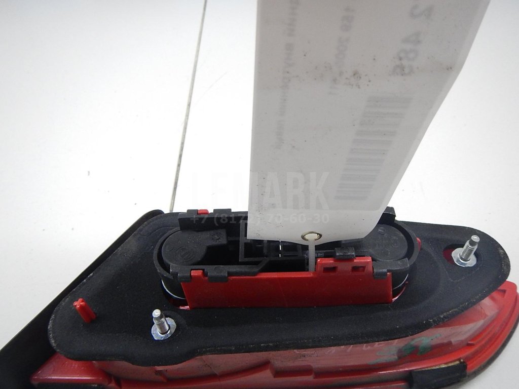 Фонарь задний внутренний левый