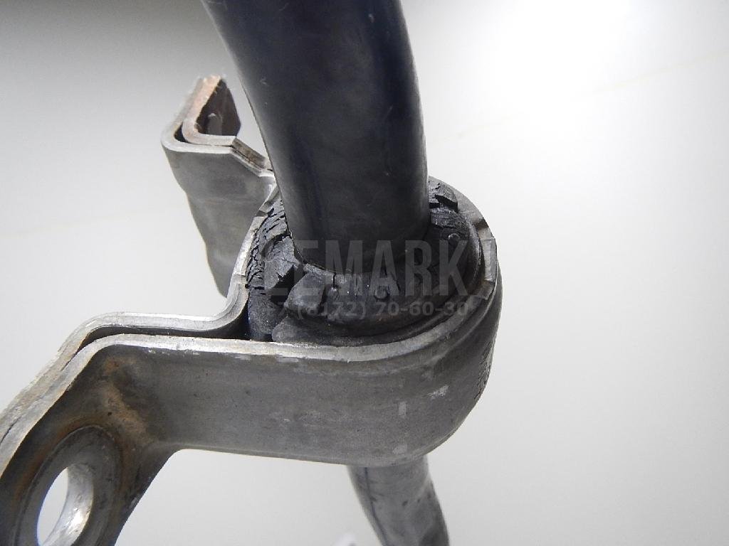 Стабилизатор передний