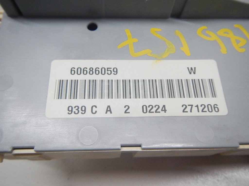 Блок предохранителей для  Audi A4 [B8] Allroad 2009-2015