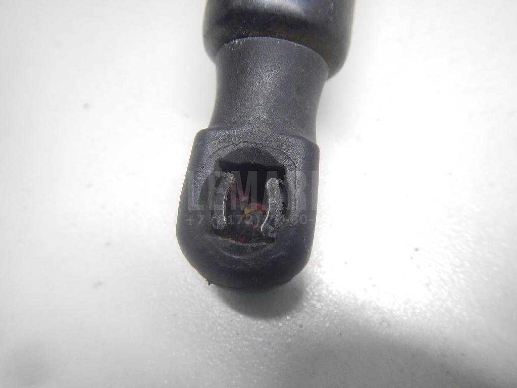 Амортизатор двери багажника